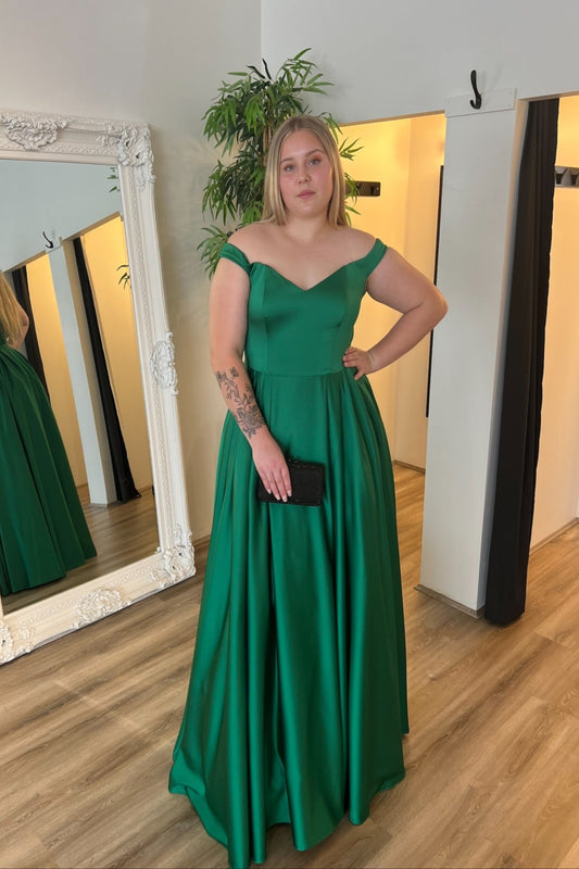 Bella Gown Emerald Green