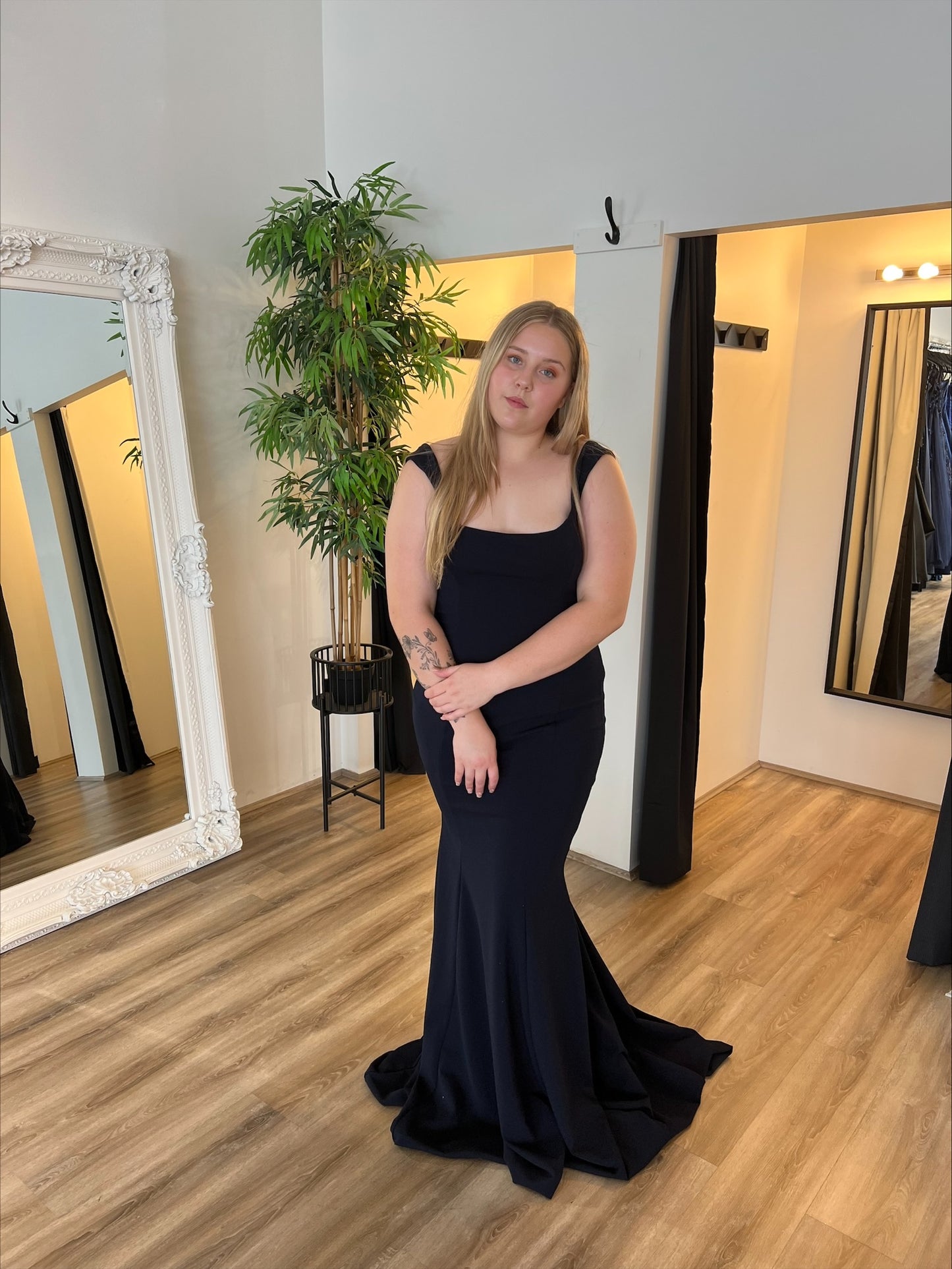Elle Gown Navy