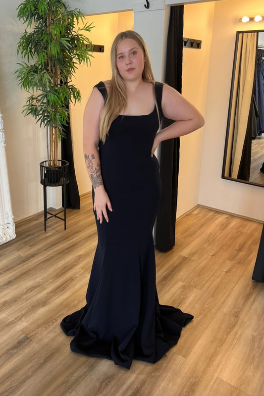 Elle Gown Navy