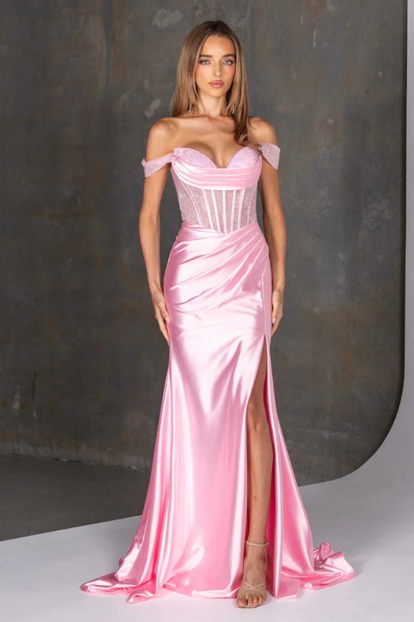 Dina Gown Pale Pink