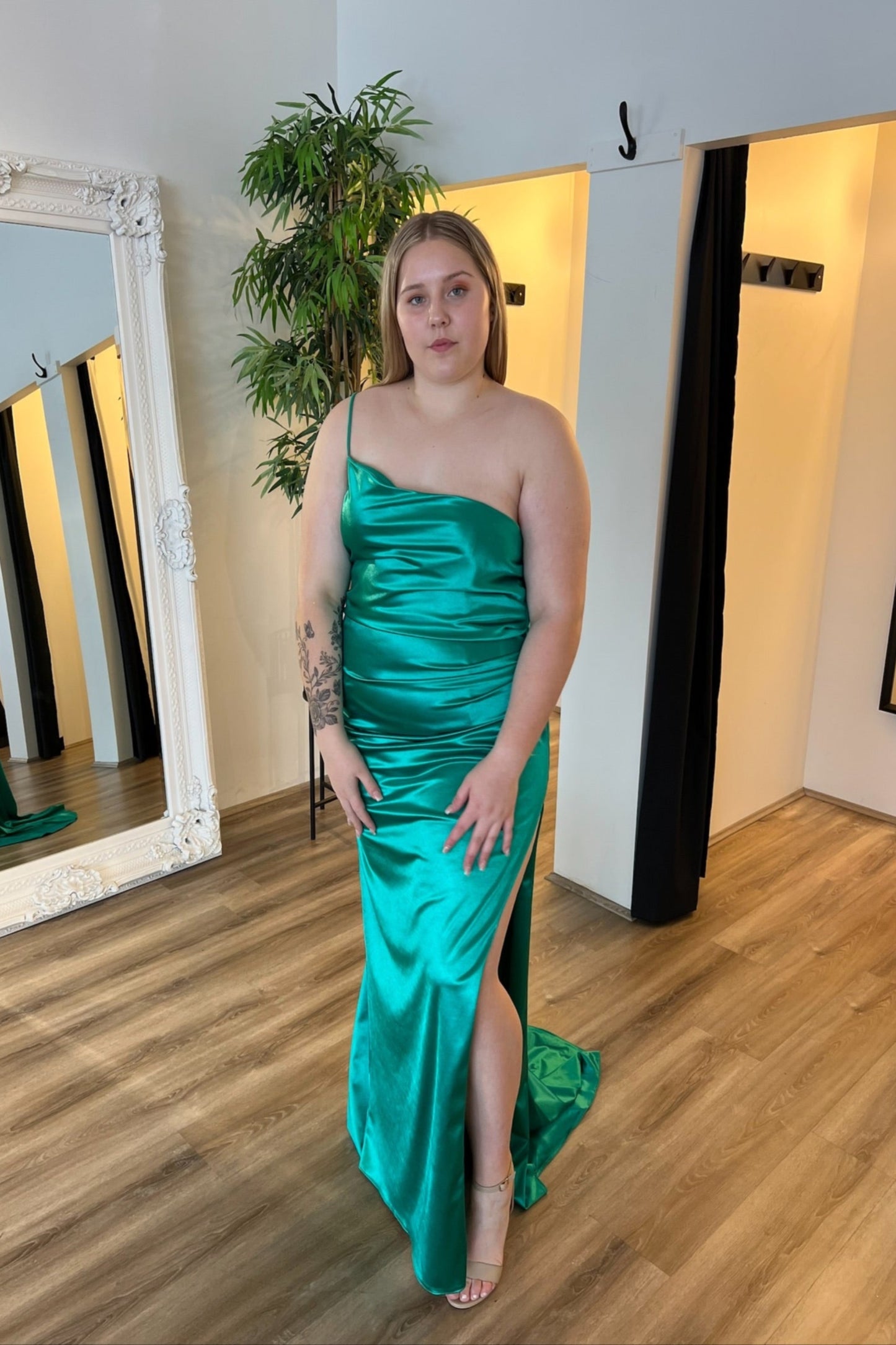 Scarlett Gown Emerald Green