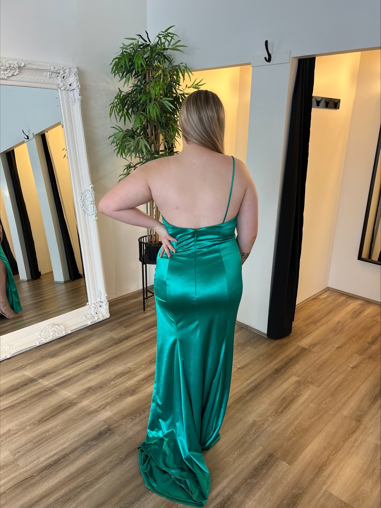 Scarlett Gown Emerald Green